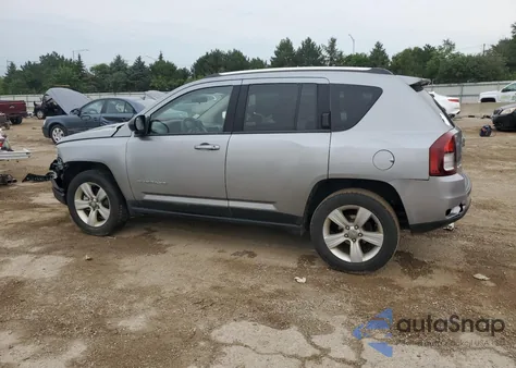 2015 Jeep Compass Sport z USA, uszkodzony, nr VIN 1C4NJDBB4FD108258